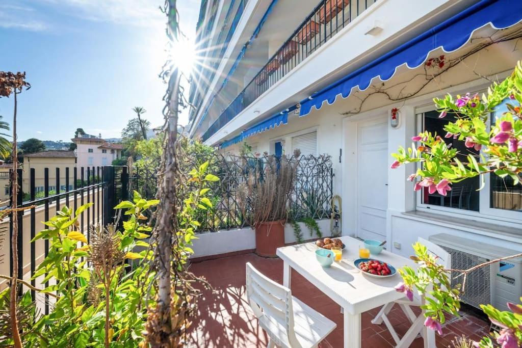 L'Oiseau Bleu - Terrasse - Parking Collectif - Climatisation Menton Exterior foto